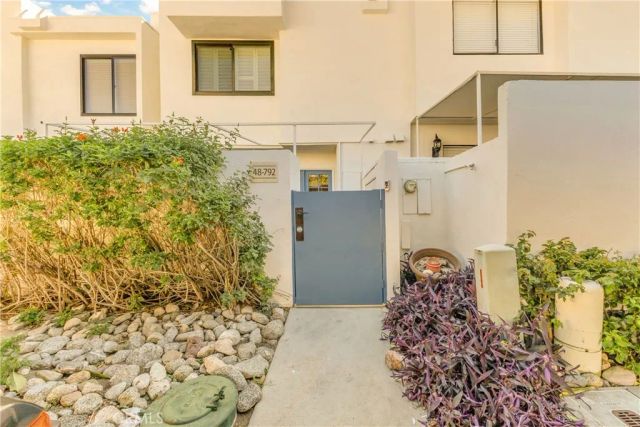 48792 Desert Flower, Palm Desert, CA 92260