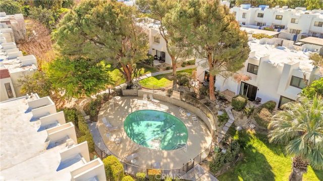 48792 Desert Flower, Palm Desert, CA 92260