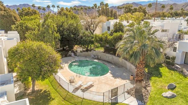 48792 Desert Flower, Palm Desert, CA 92260