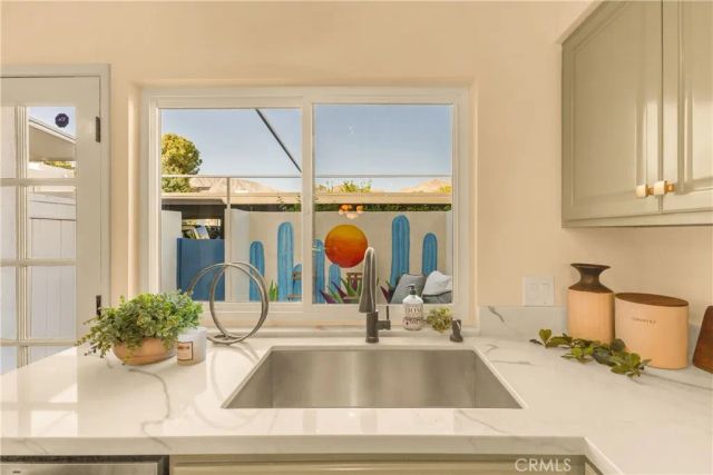 48792 Desert Flower, Palm Desert, CA 92260