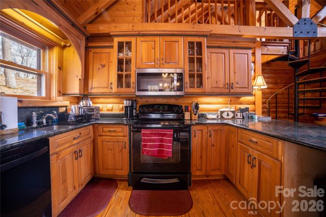 682 Rock House Road, Hot Springs, NC 28743