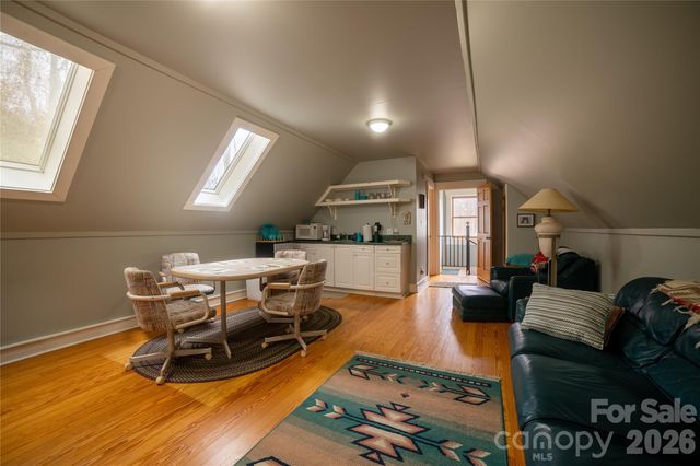 682 Rock House Road, Hot Springs, NC 28743