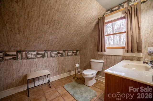 682 Rock House Road, Hot Springs, NC 28743