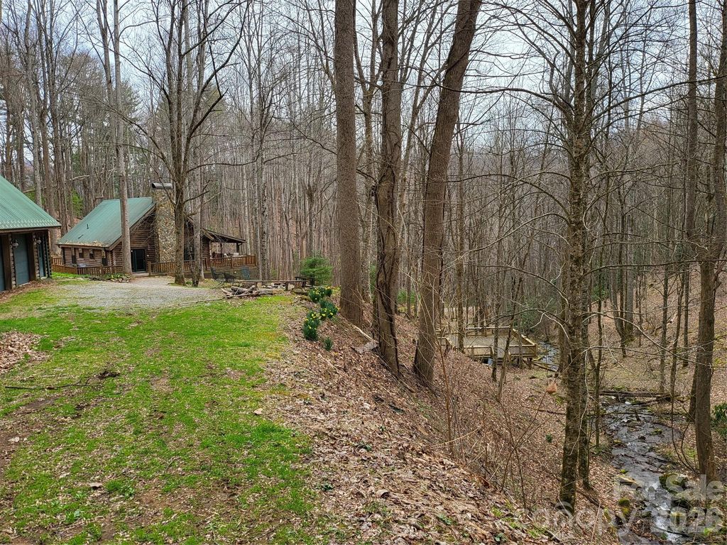 682 Rock House Road, Hot Springs, NC 28743