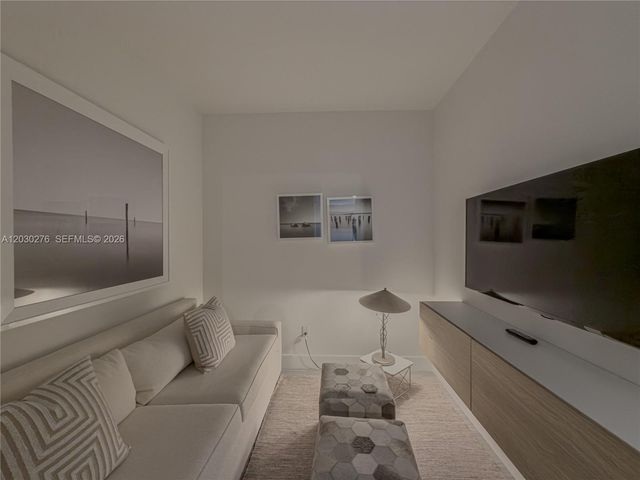 2960 NE 207th St 1104, Aventura, FL 33180