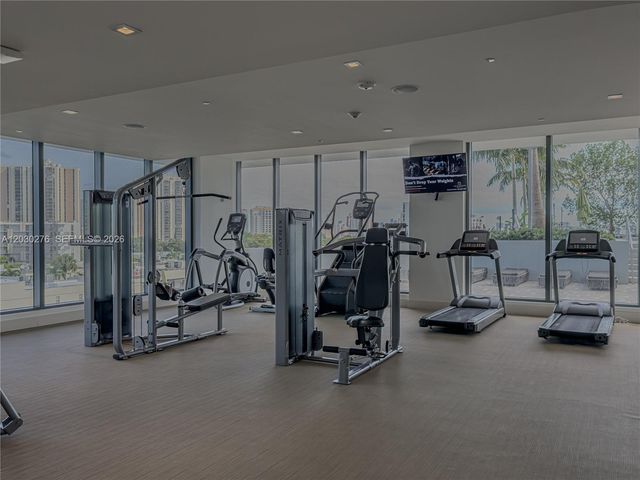 2960 NE 207th St 1104, Aventura, FL 33180