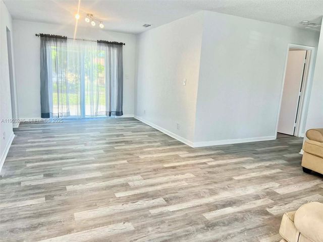 1330 SW 6th Ter, Deerfield Beach, FL 33441