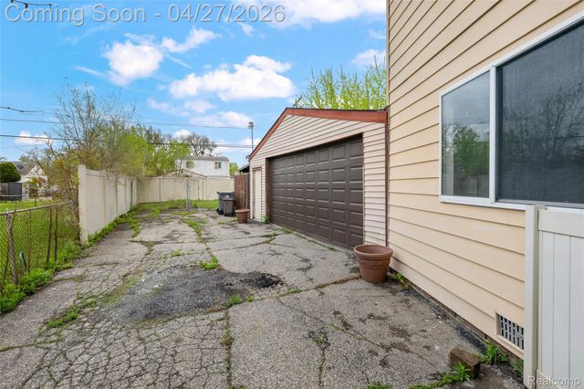 26167 Princeton Street, Inkster, MI 48141