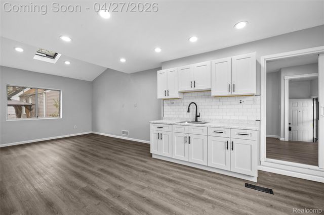 26167 Princeton Street, Inkster, MI 48141