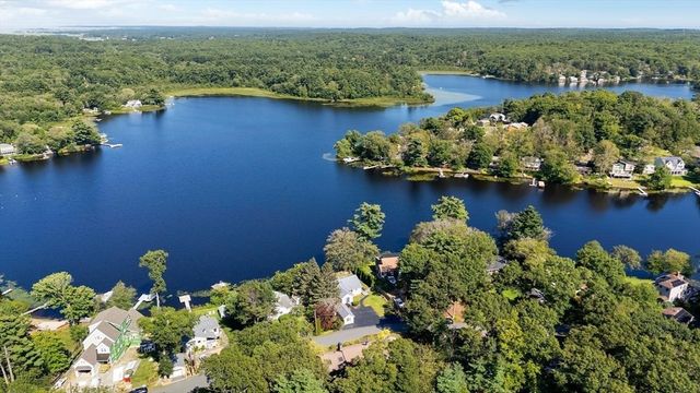214 Echo Cove Road, Hamilton, MA 01982