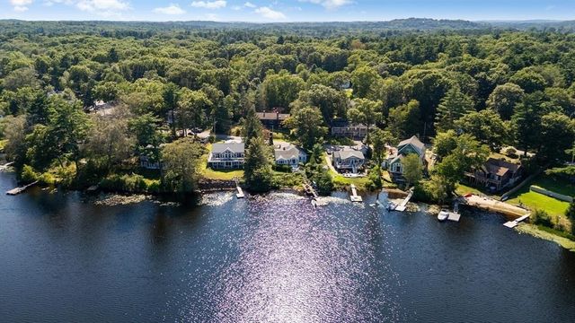 214 Echo Cove Road, Hamilton, MA 01982