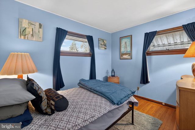 1824 HILLTOP TER, Bethlehem, PA 18018