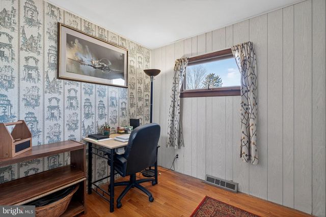 1824 HILLTOP TER, Bethlehem, PA 18018