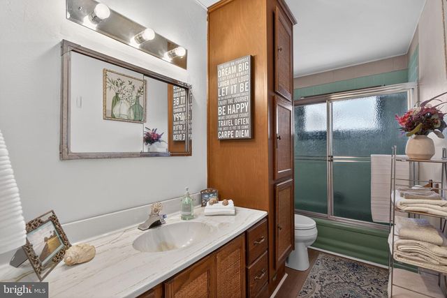 1824 HILLTOP TER, Bethlehem, PA 18018