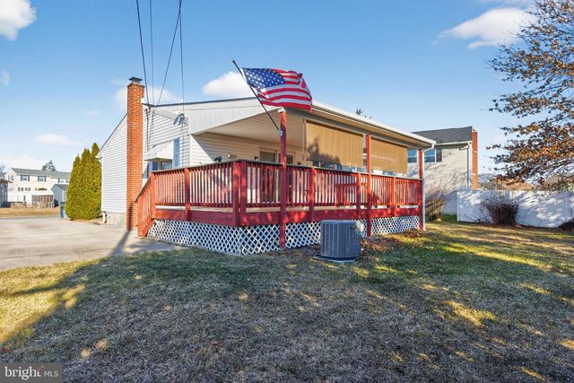 1824 HILLTOP TER, Bethlehem, PA 18018