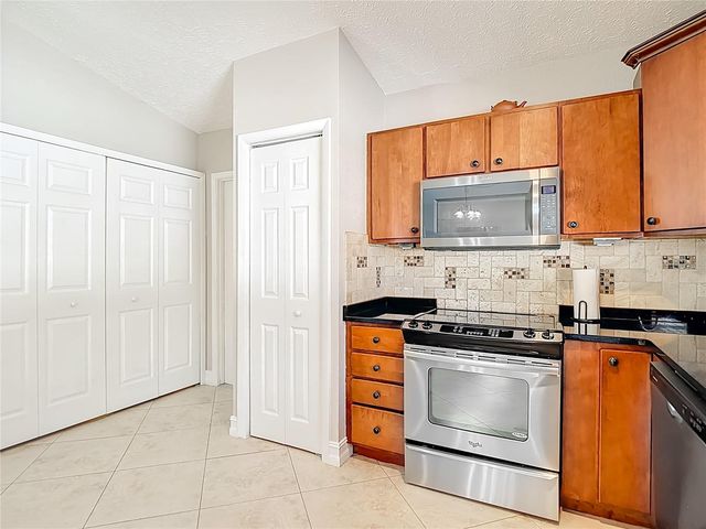 21515 CURLEW COURT, Lutz, FL 33549