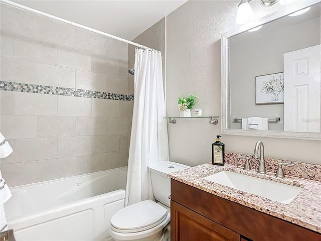 21515 CURLEW COURT, Lutz, FL 33549