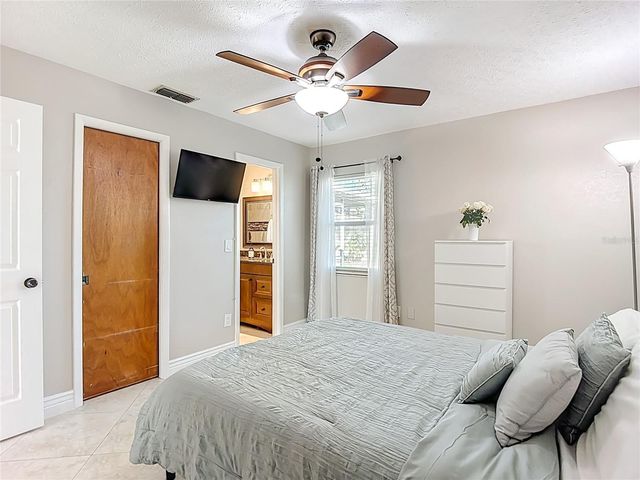 21515 CURLEW COURT, Lutz, FL 33549