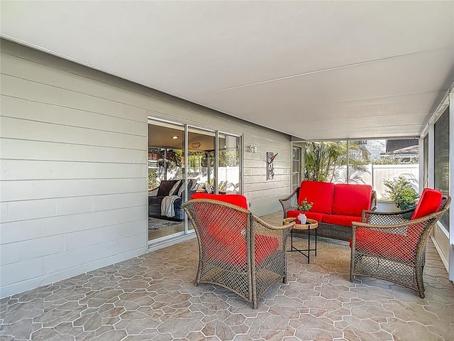 21515 CURLEW COURT, Lutz, FL 33549