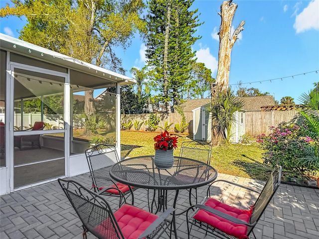 21515 CURLEW COURT, Lutz, FL 33549