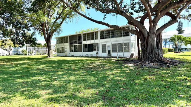 281 N Tilford N, Deerfield Beach, FL 33442