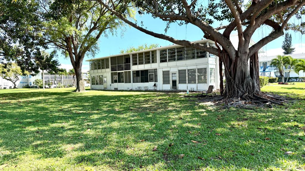 281 N Tilford N, Deerfield Beach, FL 33442