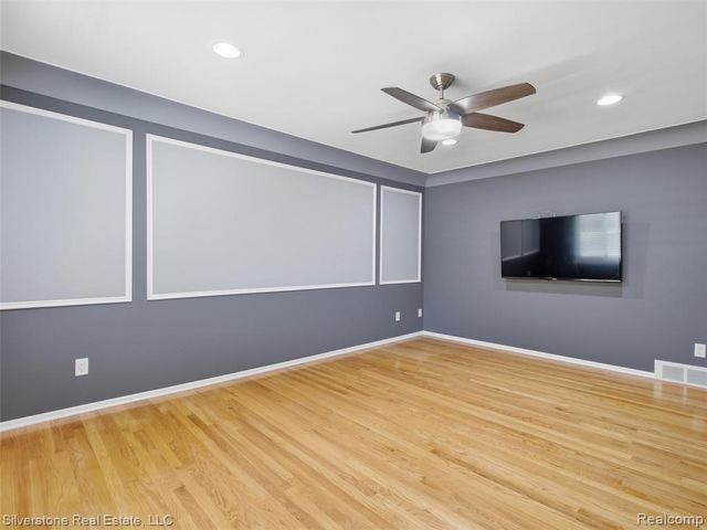 30314 Birch Tree Drive, Warren, MI 48093