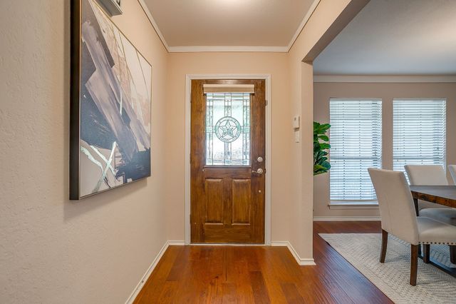 2907 Creekwood Drive, Grapevine, TX 76051