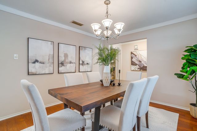 2907 Creekwood Drive, Grapevine, TX 76051