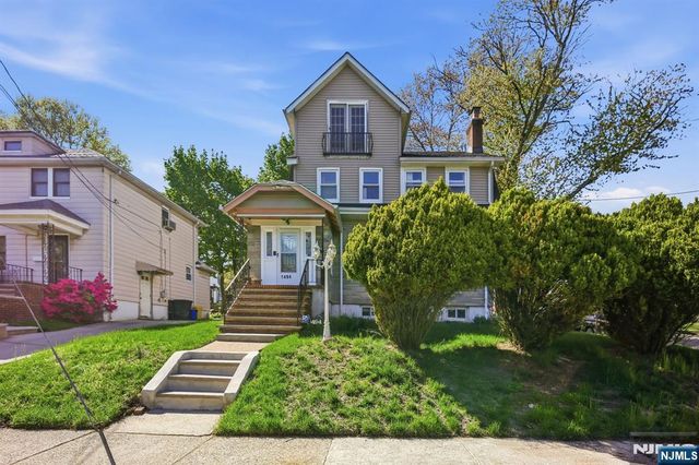 1494 Endicott Terrace, Teaneck, NJ 07666