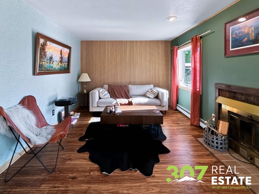 2007 Pioneer Ave, Cody, WY 82414 photo 4