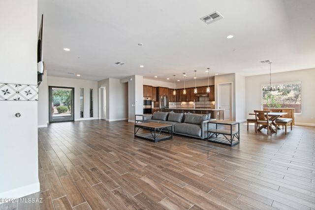 10556 E Ocotillo Rim Trail, Vail, AZ 85641