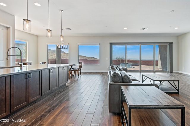 10556 E Ocotillo Rim Trail, Vail, AZ 85641