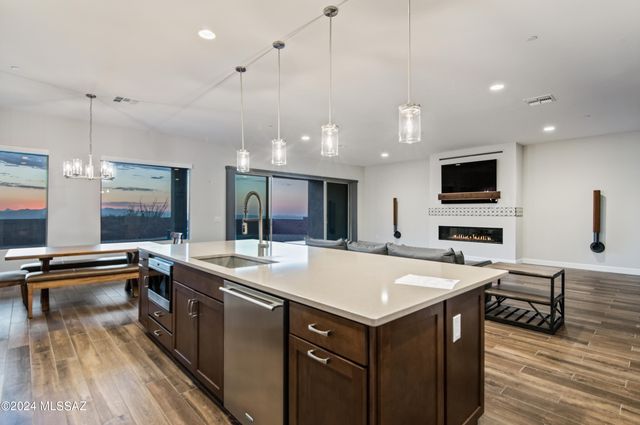 10556 E Ocotillo Rim Trail, Vail, AZ 85641
