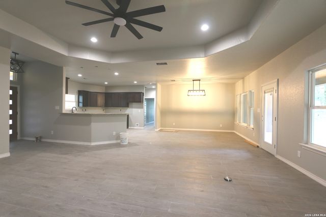 200 Cibolo Way, La Vernia, TX 78121