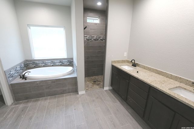 200 Cibolo Way, La Vernia, TX 78121