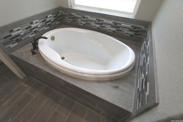 200 Cibolo Way, La Vernia, TX 78121