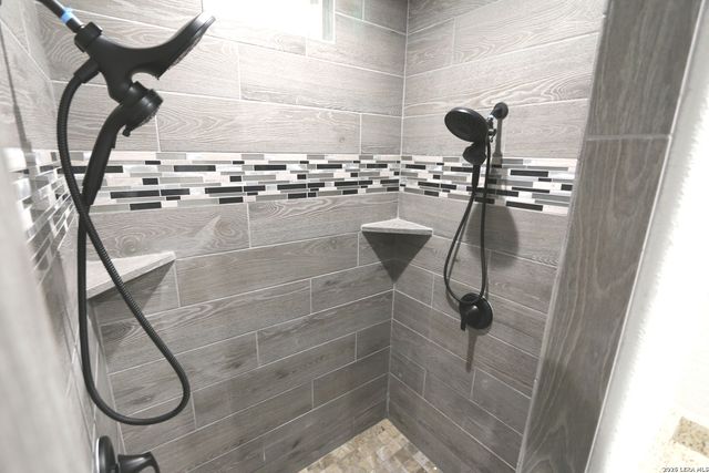 200 Cibolo Way, La Vernia, TX 78121