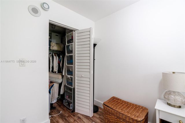 17021 N Bay Rd 526, Sunny Isles Beach, FL 33160