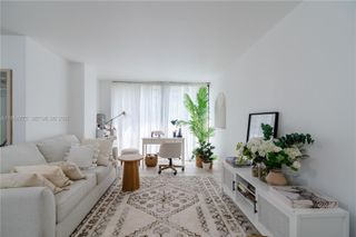 17021 N Bay Rd 526, Sunny Isles Beach, FL 33160