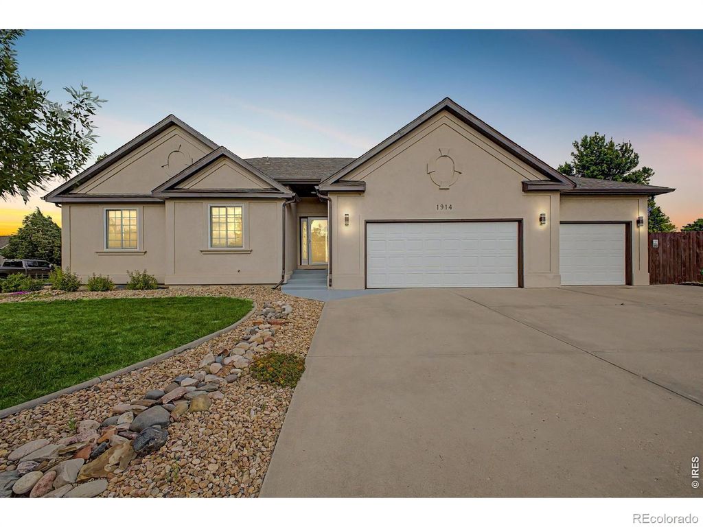 1914 74th Avenue, Greeley, CO 80634