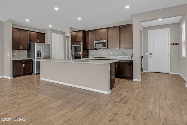 3296 W Shadow Park Way, Oro Valley, AZ 85742