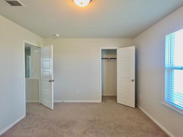 10400 Alemoor DR, Austin, TX 78747