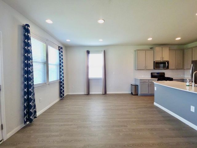 10400 Alemoor DR, Austin, TX 78747