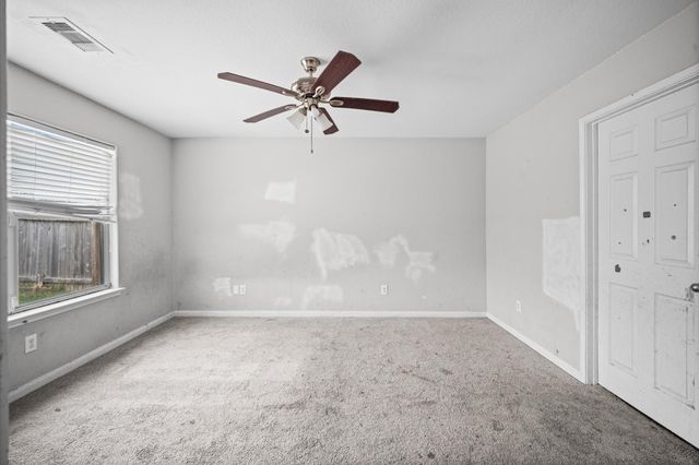 907 Marigold Road, Baytown, TX 77521