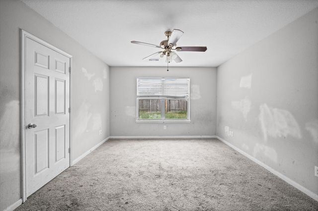 907 Marigold Road, Baytown, TX 77521