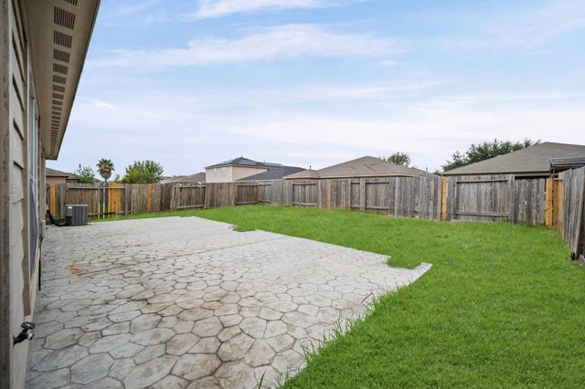 907 Marigold Road, Baytown, TX 77521