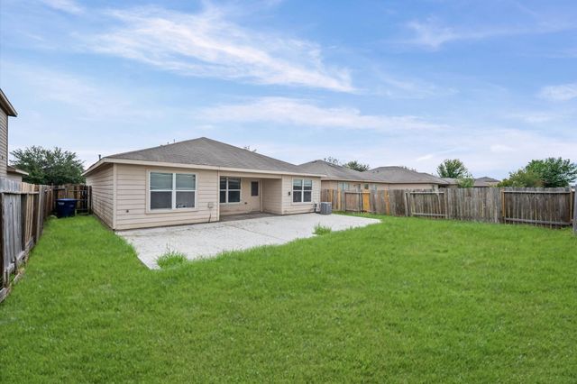 907 Marigold Road, Baytown, TX 77521