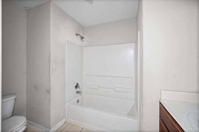 907 Marigold Road, Baytown, TX 77521