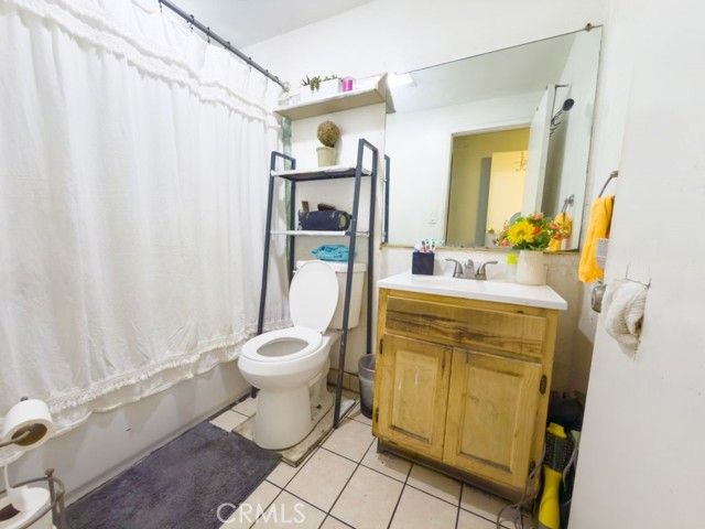 245 W 73rd, Los Angeles, CA 90003